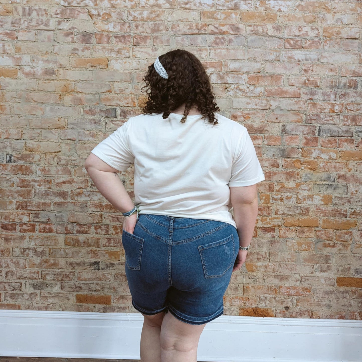 Released Hem Jorts