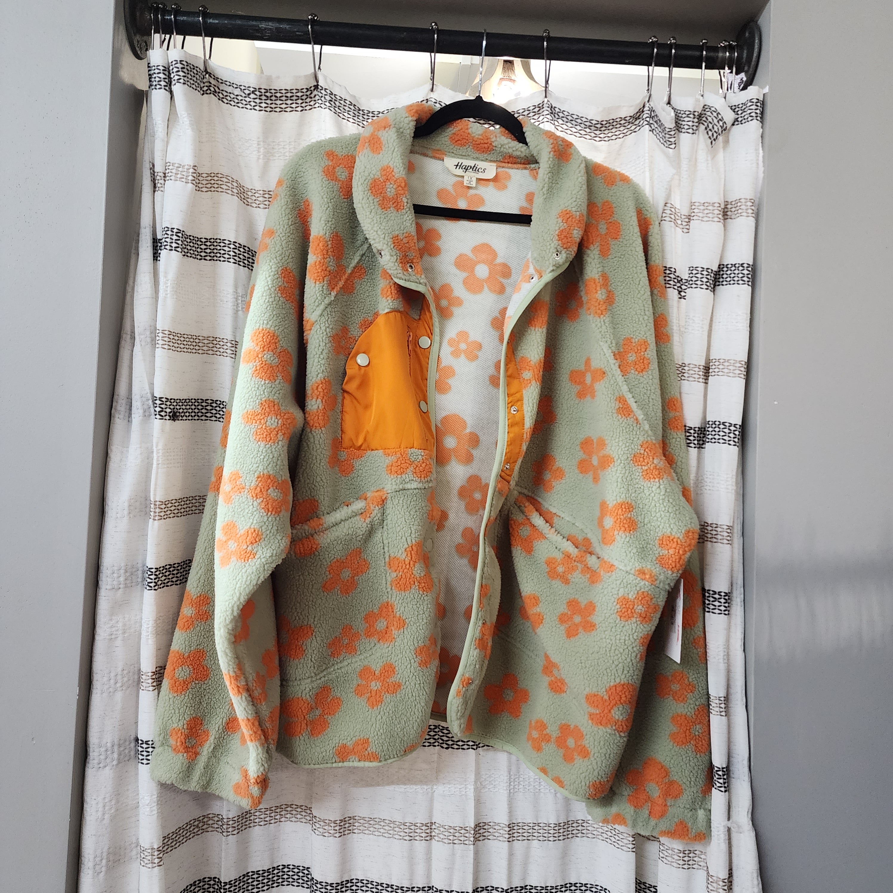 Flower Patterned Fleece Jacket *clearance item, cannot be returned*