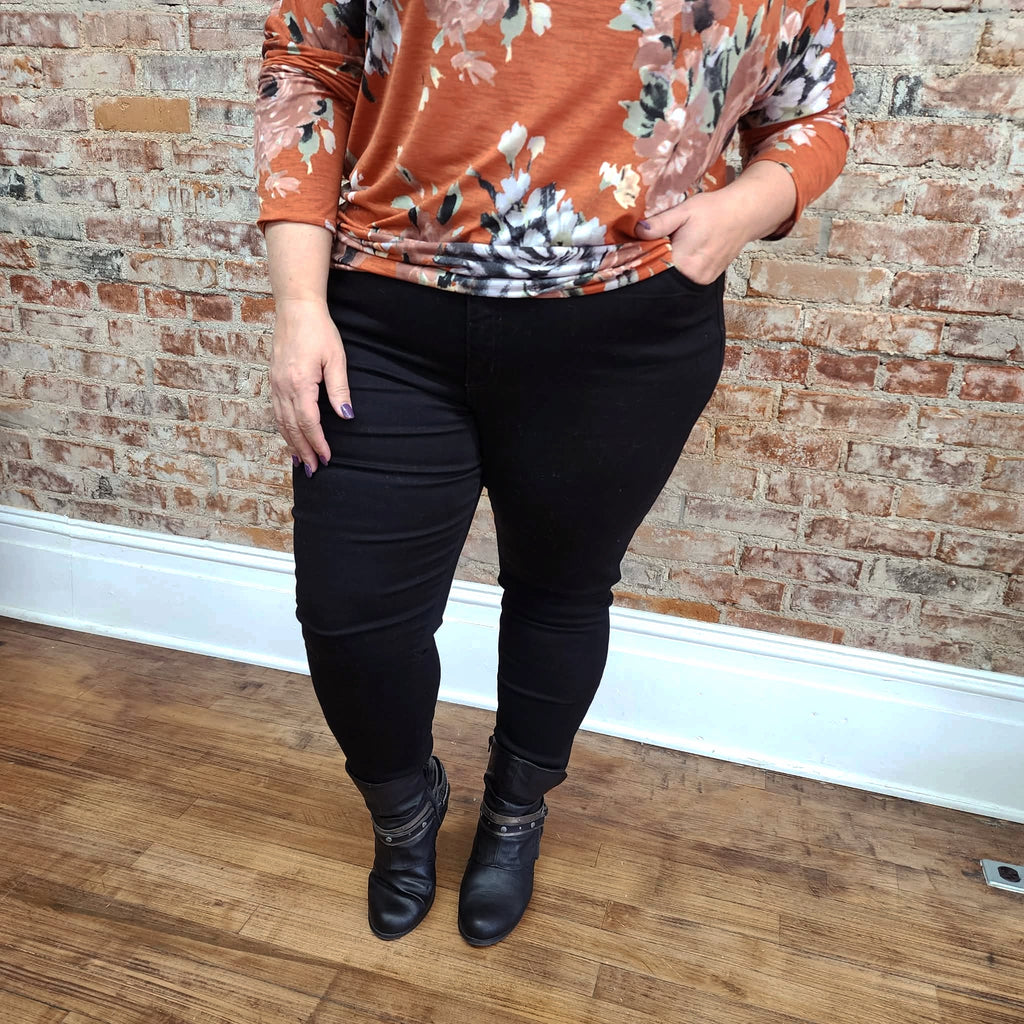 Black Skinny Jeans