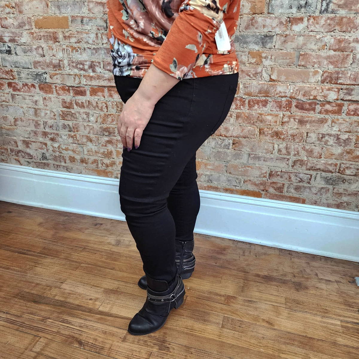 Black Skinny Jeans